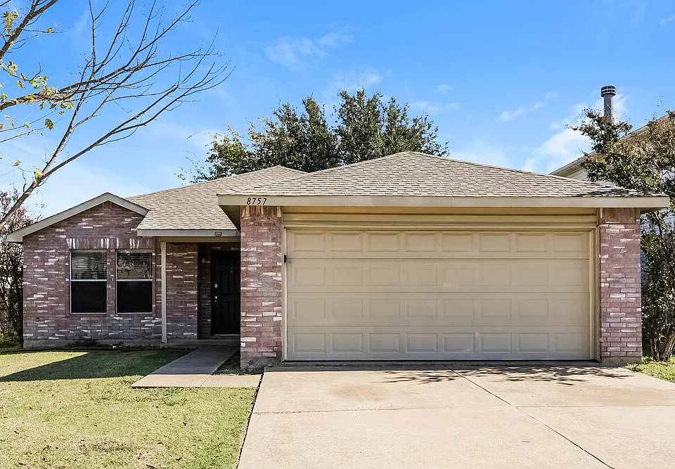 8757 Garden Springs Dr