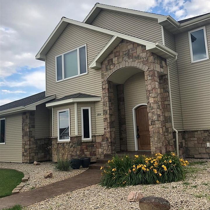 1st image of 3514 Maple Leaf Ave #24