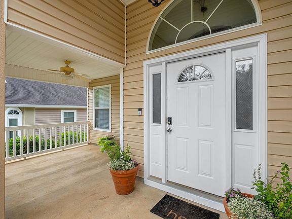 3rd image of 3472 Barnstaple Dr
