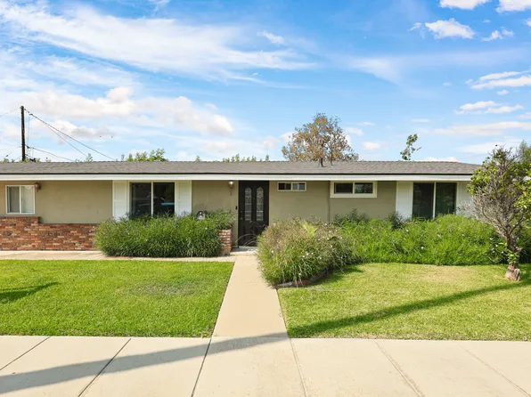 526 N Emerald Dr, Orange, CA 92868