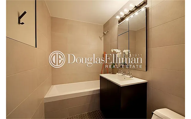 Rented by Douglas Elliman | media 5