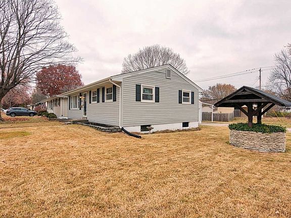 2nd image of 35 Sally Dr