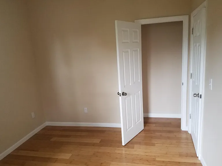 192-194 Scheerer Ave #2 — Photo 10