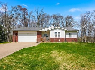 5855 S 275 E, Wolcottville, IN