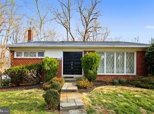 3909 Woodlawn Rd, Chevy Chase, MD 20815