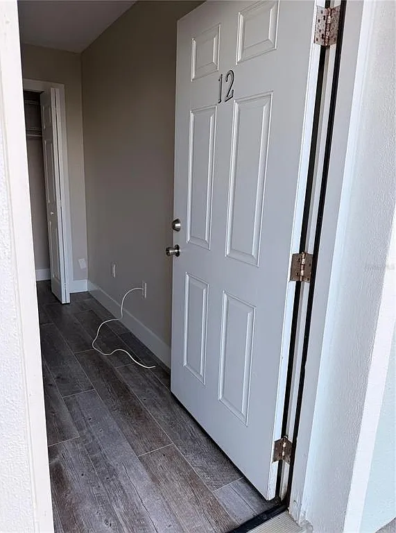 1 bed, 1.0 bath, 240 sqft, $1,300 — Photo 3