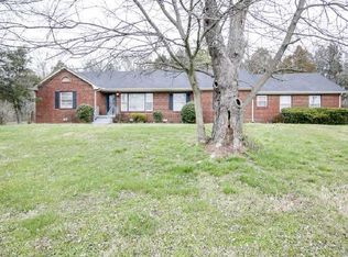 2835 Academy Rd, Lebanon, TN 37087