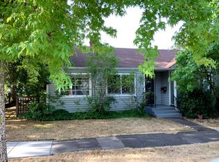 890 E 22nd Ave, Eugene, OR 97405