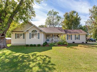 533 Ash St, Carleton, MI 48117