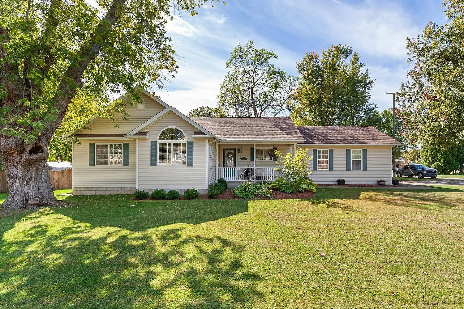 533 Ash St photo 1