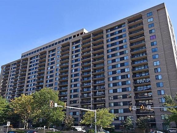 2nd image of 3709 S George Mason Dr APT 207