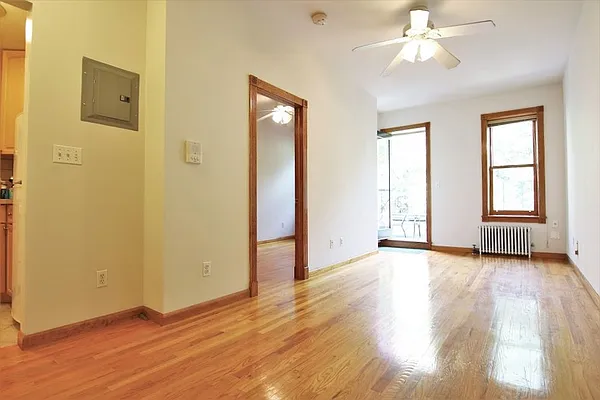 Rented by JK Dansar Corp | media 12