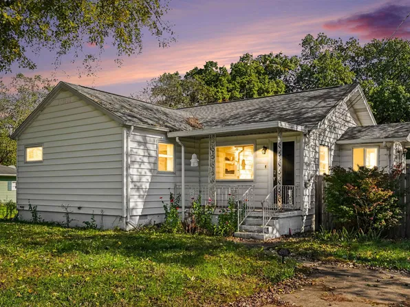 52424 Scott St, South Bend, IN 46637
