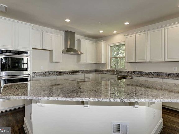 5th image of 10844 Rockland Dr