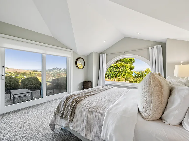 62 Via Los Altos — Photo 19