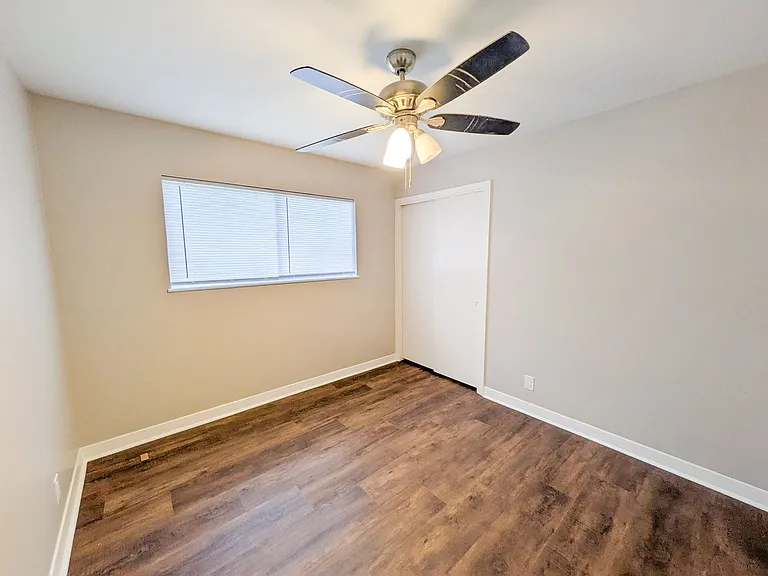 2331 Coronado Pl — Photo 8