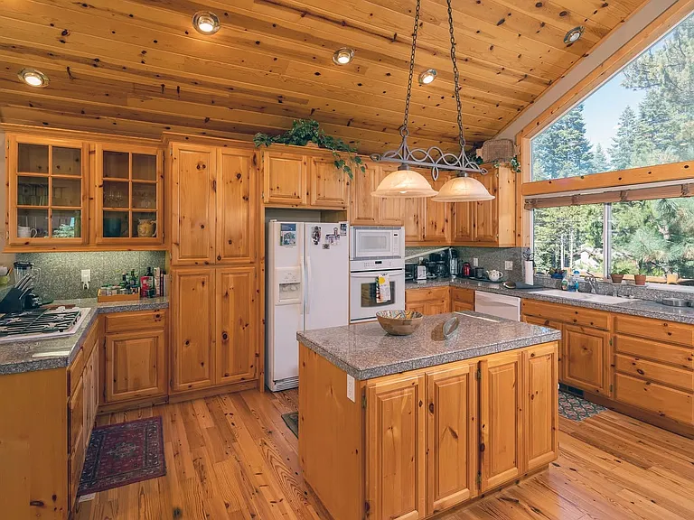 6605 McKinney Creek Rd — Photo 6