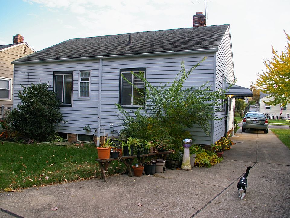 2nd image of 12329 Garland Ave
