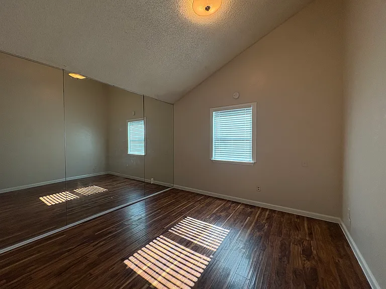 14379 Haymeadow Cir — Photo 13