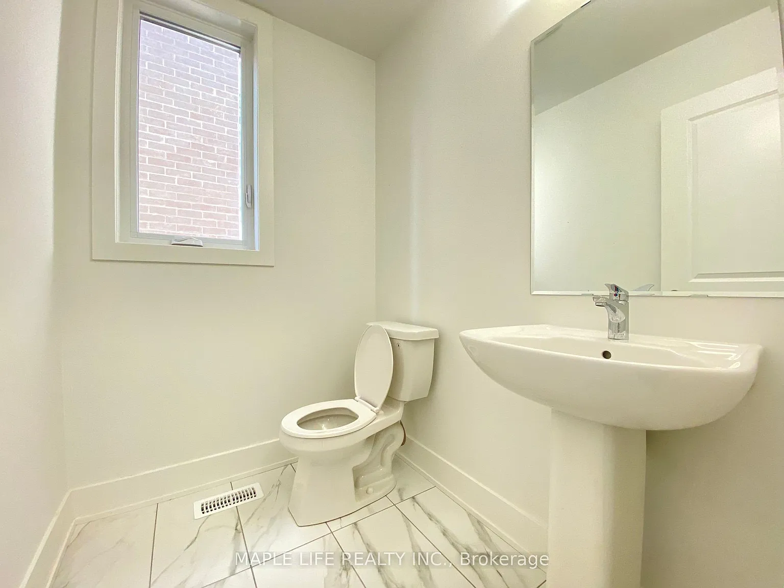 4 bed, $3,800 — Photo 3