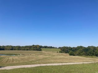 960 N Blue Barn Rd, Bloomfield, IN 47424