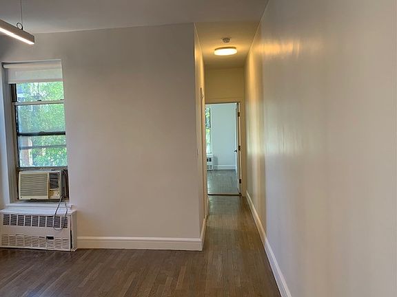 4th image of 242 E 83rd St APT 2D