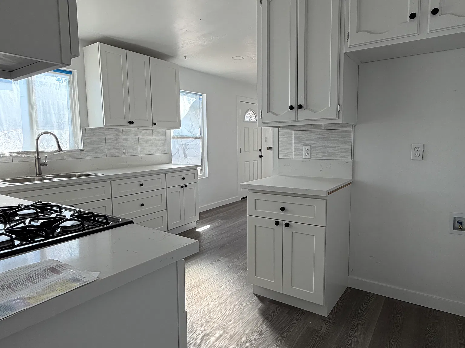 3 bed, 1048 sqft, $1,800 — Photo 2