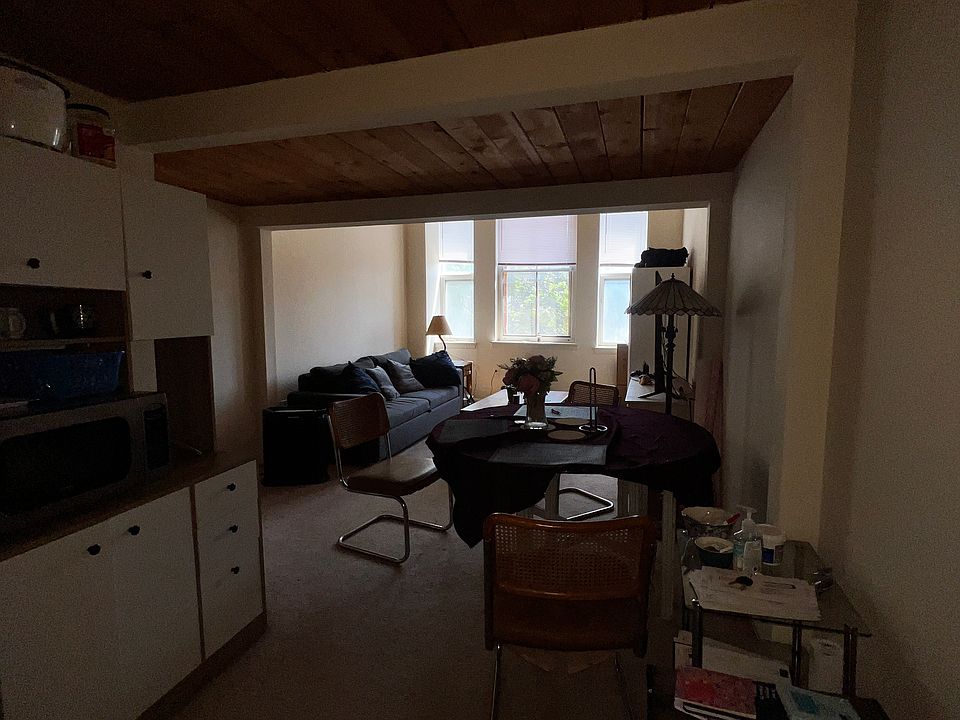 1st image of 870 N 28th St APT 223