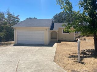 18302 Pinnacle Ct, Hidden Valley Lake, CA 95467