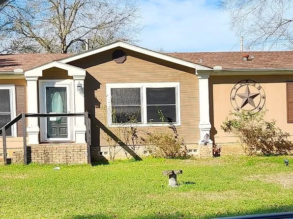 124 James Rd, Kilgore, TX 75662