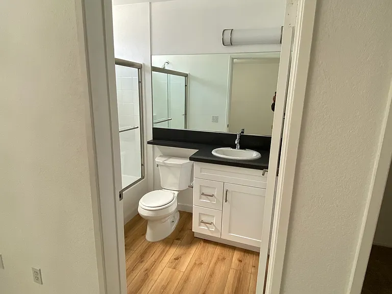 11225 La Maida St #2 — Photo 19