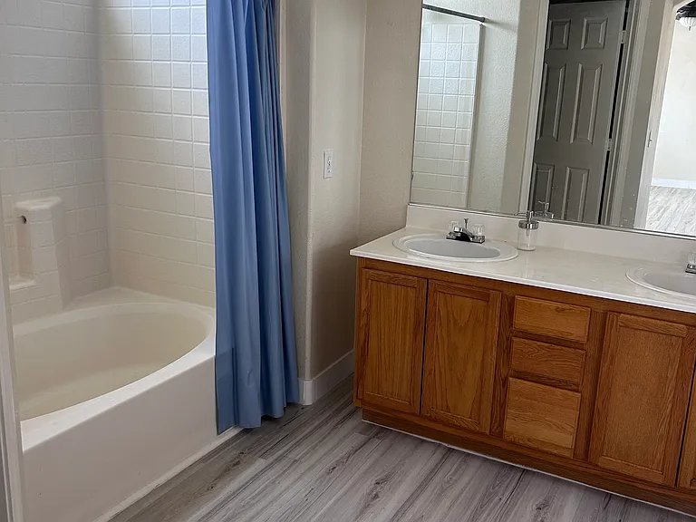 Bathtub