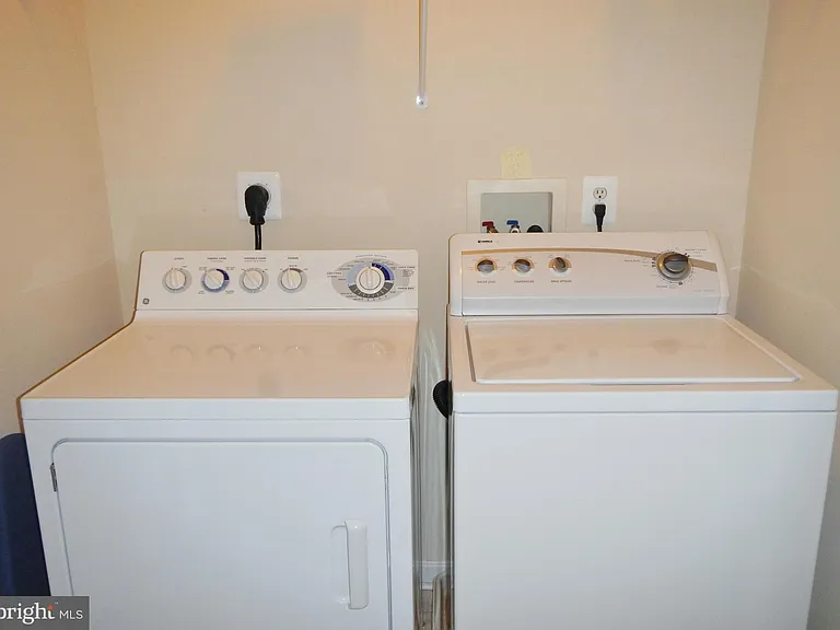 4850 Eisenhower Ave #425 — Photo 16