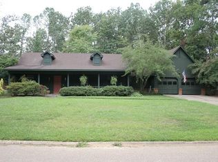512 Camelia Trl, Brandon, MS 39047