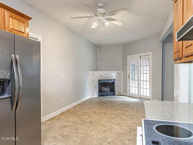 12 Wildwood Ln — Photo 17