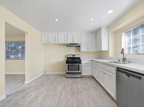 10861-10869 Chestnut Street, 10861-10869 Chestnut St #10863, Los Alamitos, CA 90720