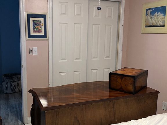 Guest bedroom closet