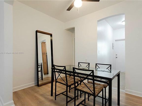 4th image of 1561 Lenox Ave APT 10