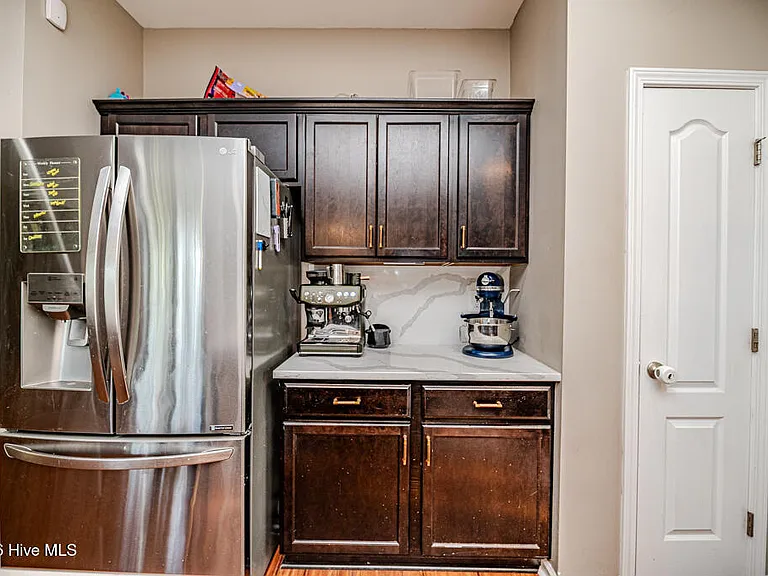 113 Sedgewood Ct — Photo 19