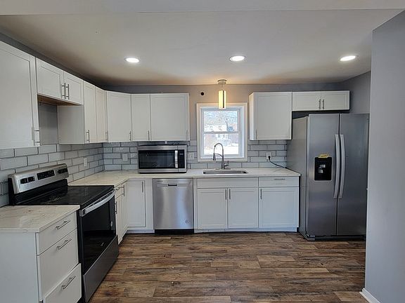 2nd image of 3411 Trenton St