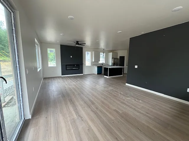 1881 W Lake Lucille Dr #1 — Photo 6