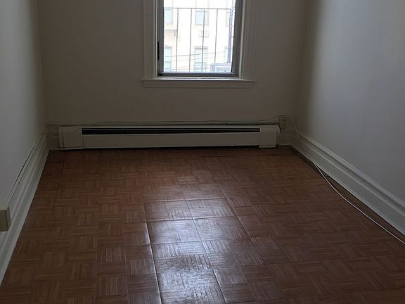 5th image of 2432 26th St