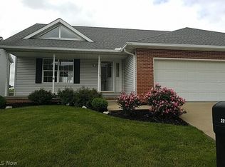 2725 Doral Cir SE #SSE, Massillon, OH 44646