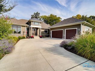 15686 River View Pl, Perrysburg, OH 43551