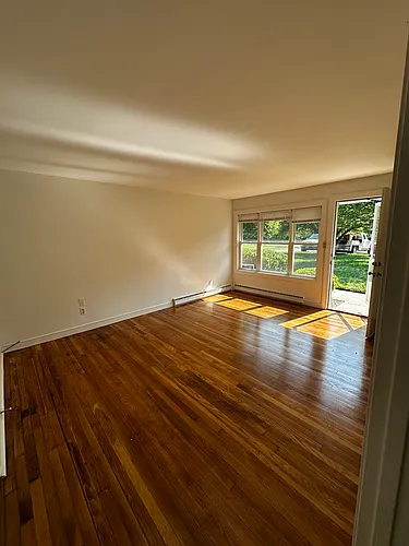 15 Patrick Henry St Photo 1