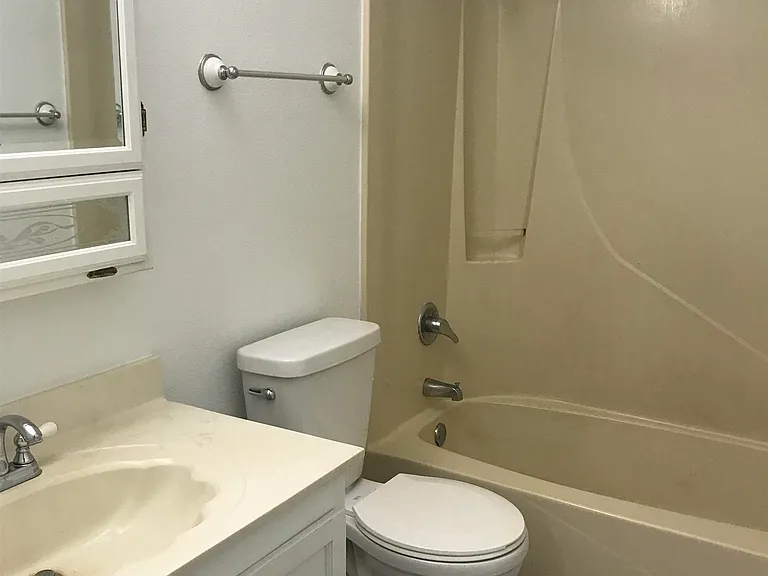 615 Bowers Ct — Photo 14