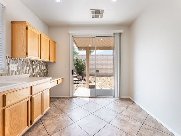 4th image of 8729 Shady Pines Dr