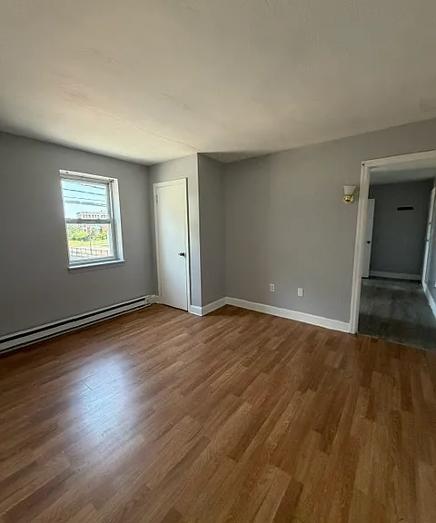 5 Upson St #4 — Photo 1