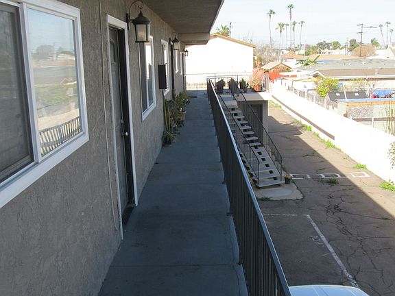 4th image of 1354 Iris Ave APT E