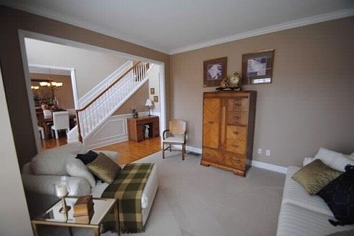 3rd image of 3307 W 146th St